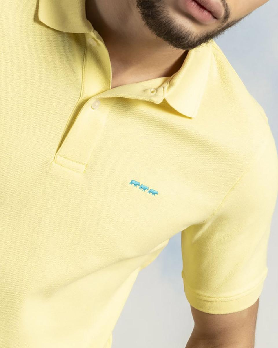 JAUNE PALE