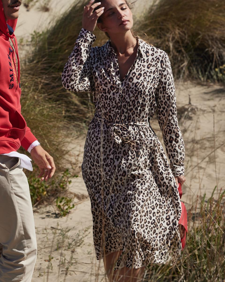 bloc_cat_soldes_ah24_robe_femme