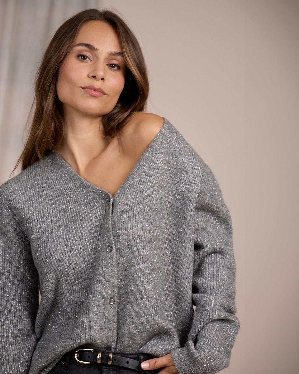 Gris moyen