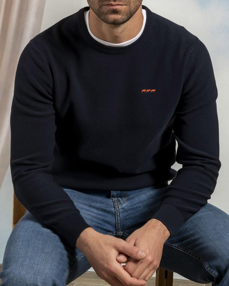 Pull bleu marine