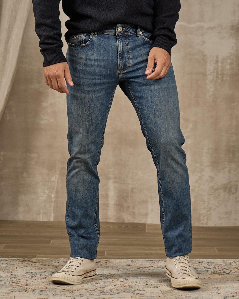 Jean coupe ajustée bleu