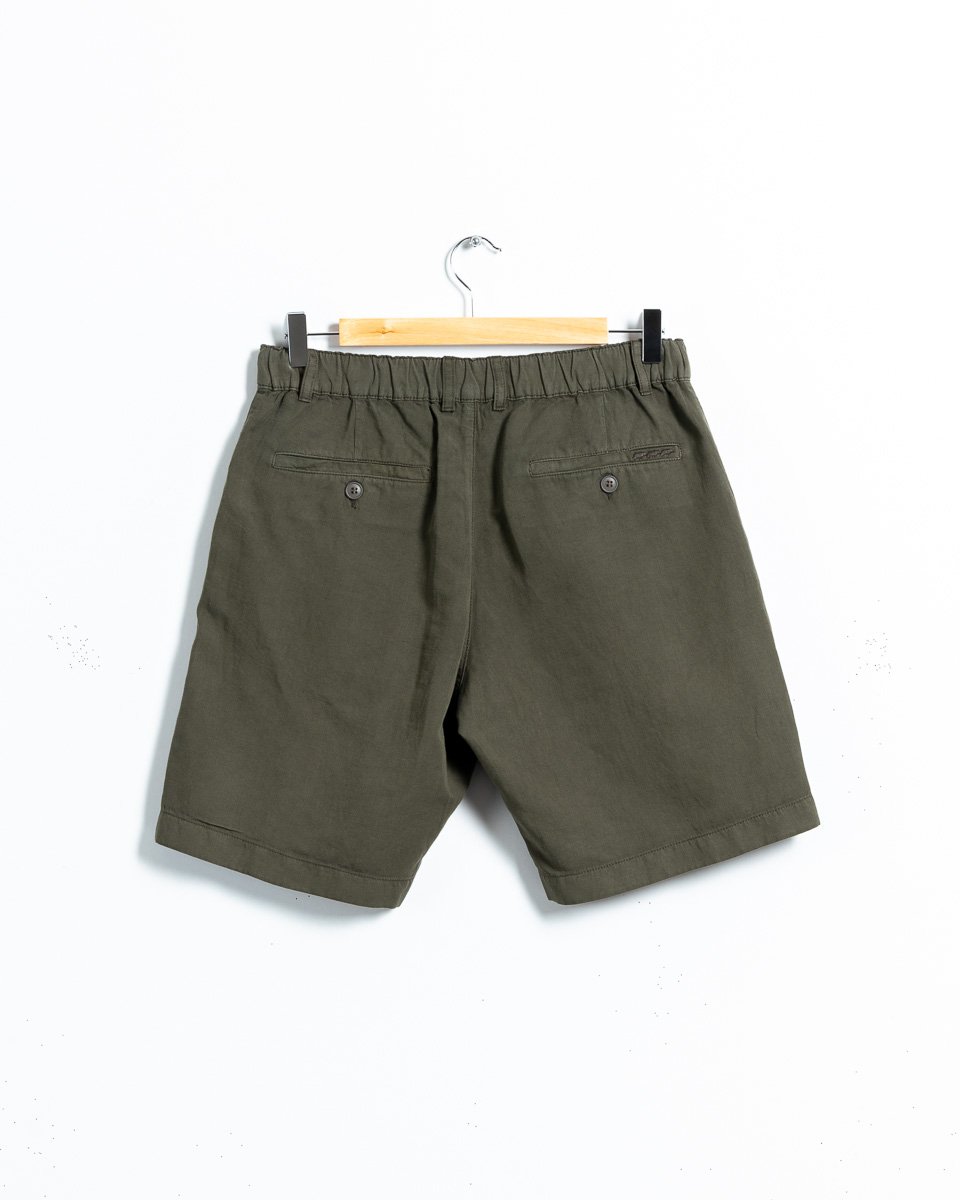 Bermuda coupe chino uni en coton et lin vert
