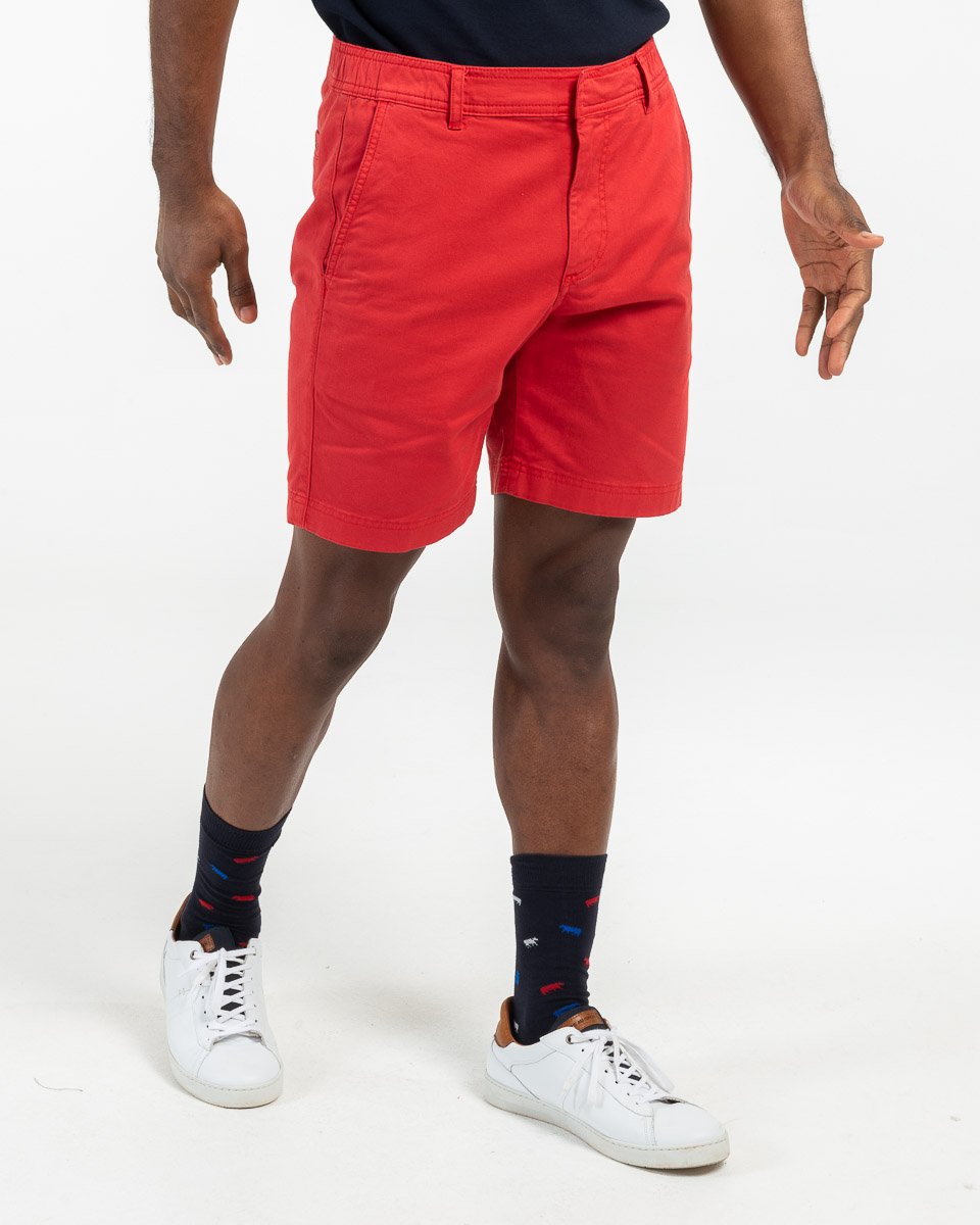 Bermuda Antoine coupe modern fit uni en coton rouge
