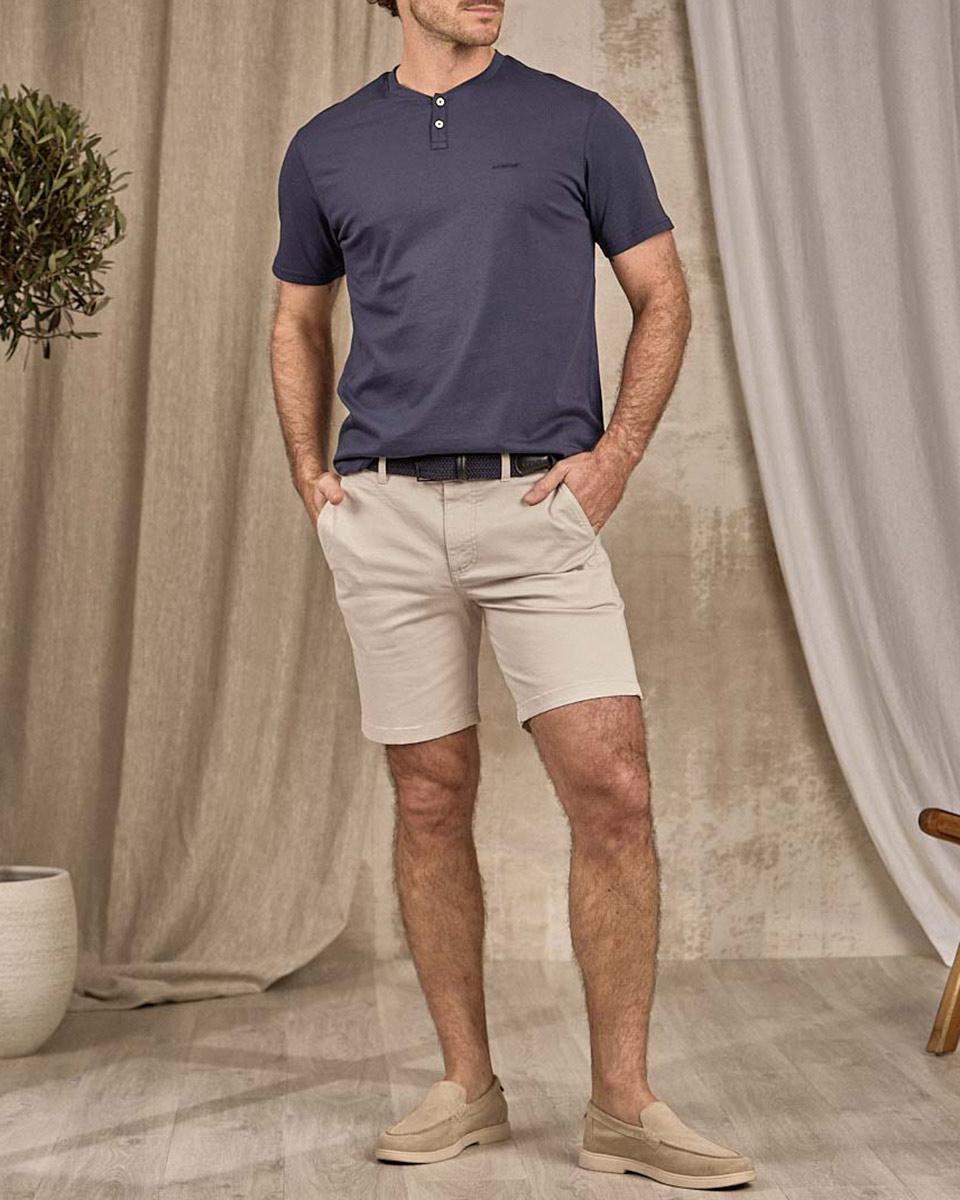 T-shirt col tunisien bleu