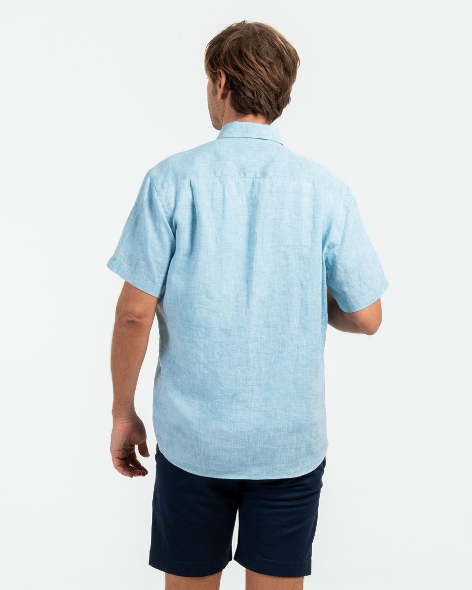 Chemise en lin regular fit unie à manches courtes bleu