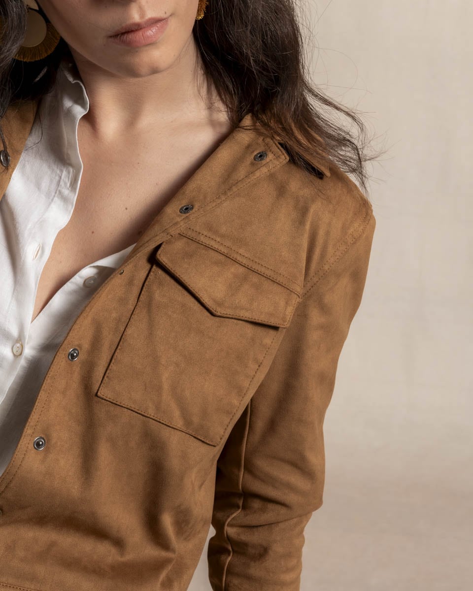 Veste boite en suédine