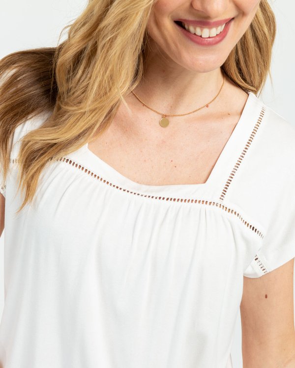 T-shirt uni manches courtes encolure carré blanc T-shirt uni manches courtes encolure carré blanc