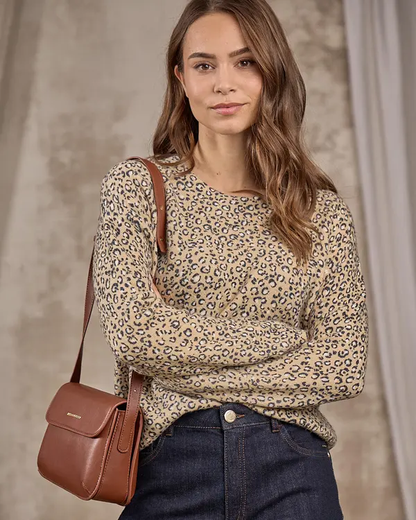 Pull fleuri beige