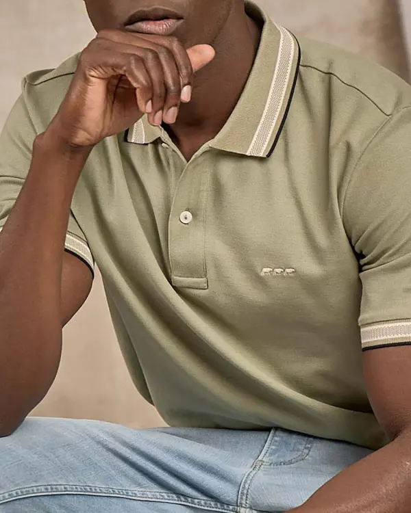 Polo col rayé vert