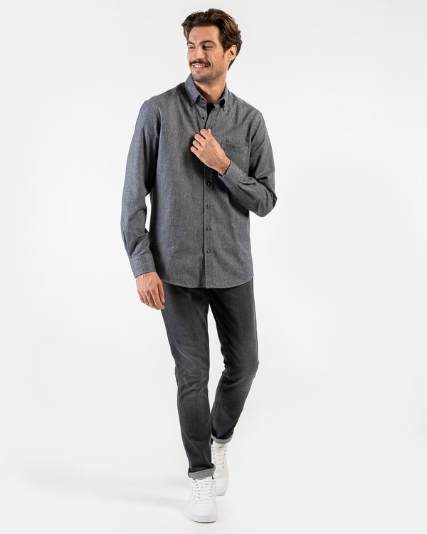 Chemise unie à manches longues 100% coton bleu Chemise unie à manches longues 100% coton bleu