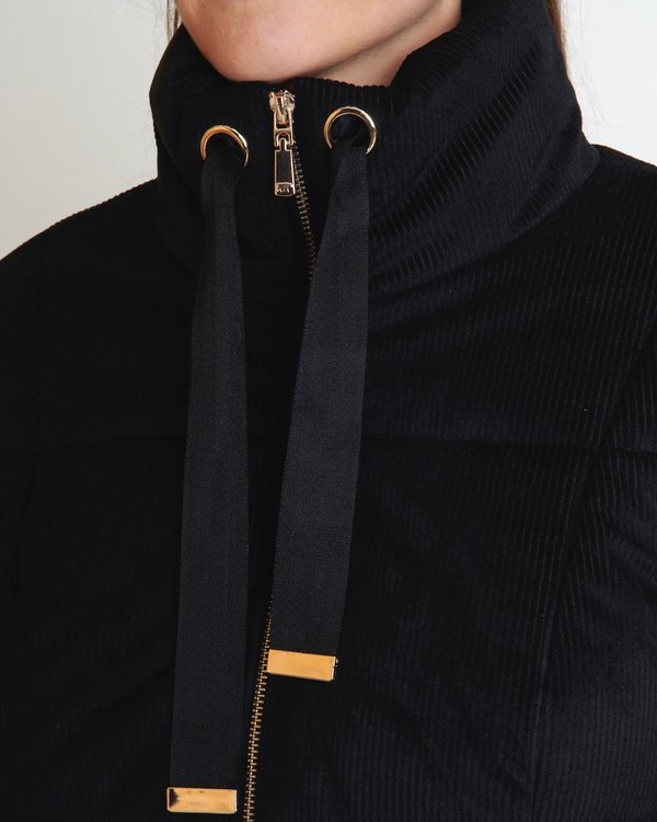 Doudoune matelassée zippée unie en velours noir