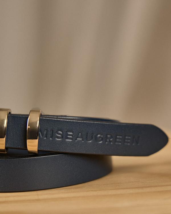 Ceinture fine en cuir lisse Ceinture fine en cuir lisse