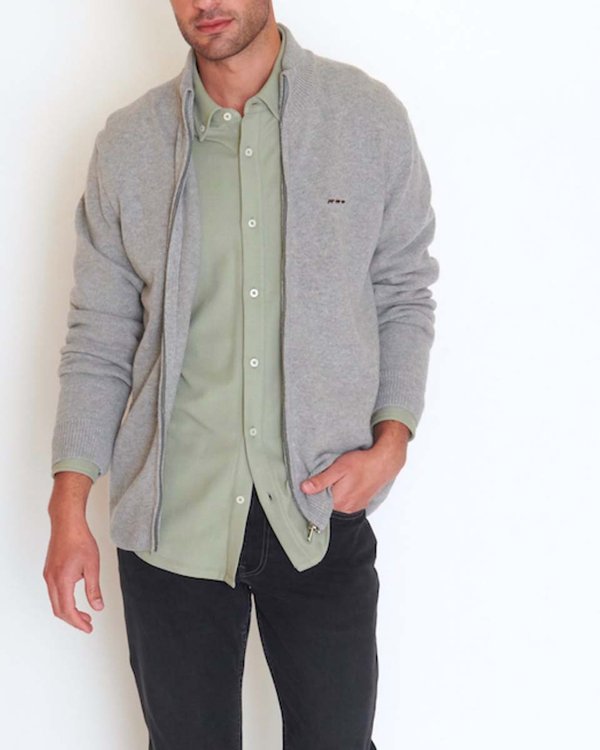 Cardigan uni Eliot col montant zippé en maille à poches gris Cardigan uni Eliot col montant zippé en maille à poches gris