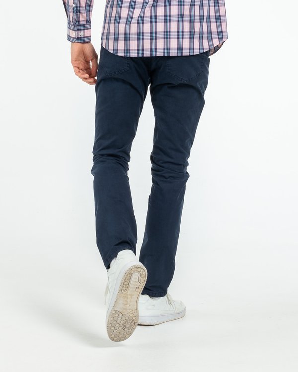 Pantalon 5 poches modern fit coton et élasthanne bleu Pantalon 5 poches modern fit coton et élasthanne bleu