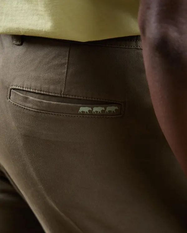 Chino modern fit vert