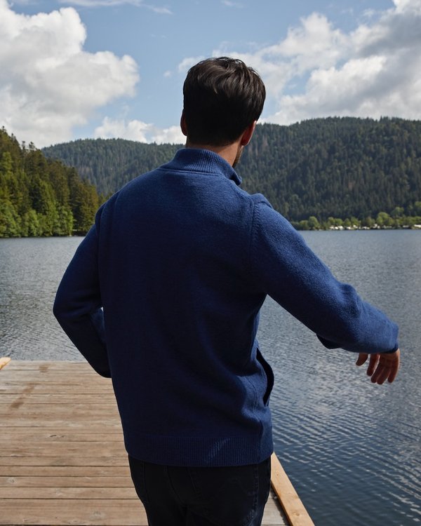 Cardigan uni Eliot col montant zippé en maille à poches bleu