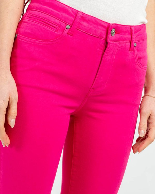 Pantacourt slim uni longueur 7/8 en coton rose Pantacourt slim uni longueur 7/8 en coton rose