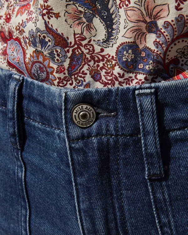 Short cargo coupe modern fit en coton bleu Short cargo coupe modern fit en coton bleu