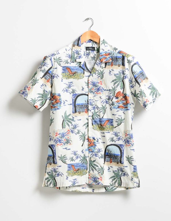 Chemise manches courtes imprimé estival en coton blanc Chemise manches courtes imprimé estival en coton blanc