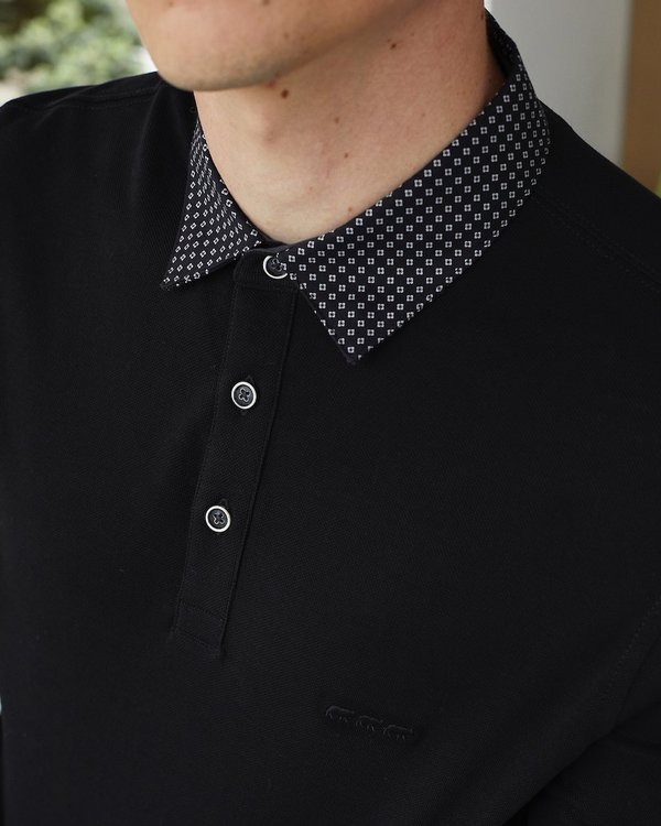 Polo manches longues col chemise quadrillé en coton noir Polo manches longues col chemise quadrillé en coton noir