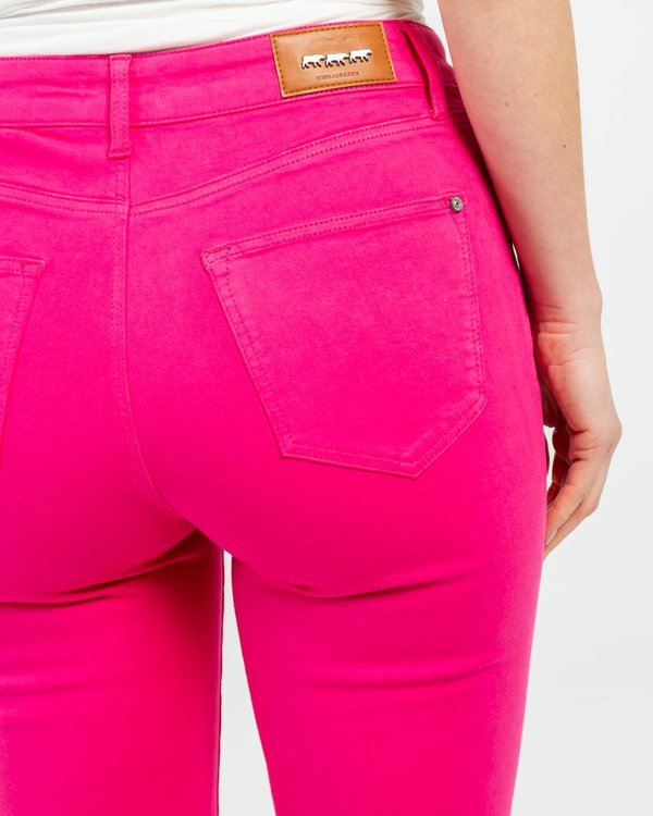 Pantacourt slim uni longueur 7/8 en coton rose Pantacourt slim uni longueur 7/8 en coton rose
