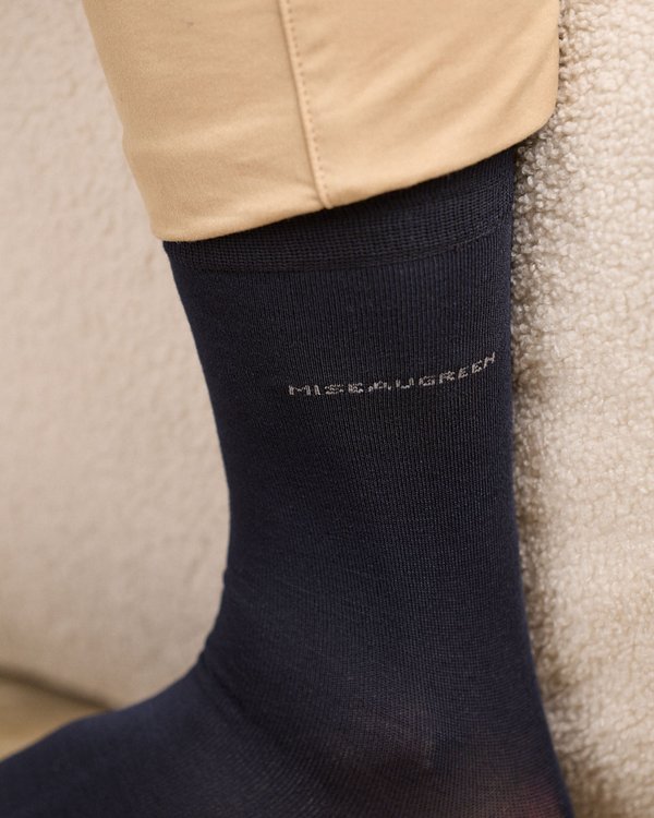 Chaussettes unies en bambou bleu Chaussettes unies en bambou bleu