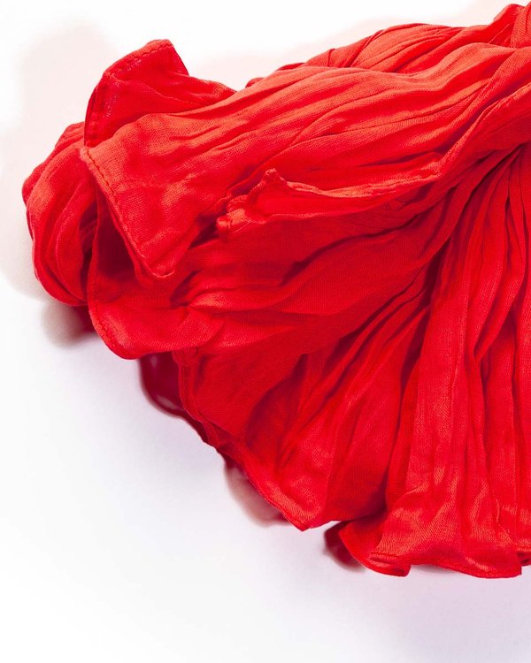 Chèche uni effet froissé en coton rouge