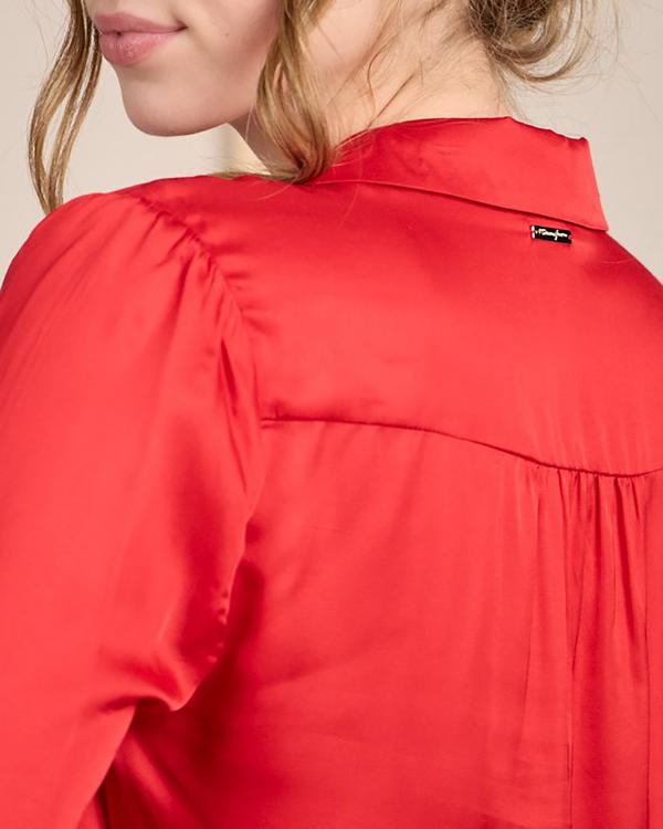Blouse satinée rouge