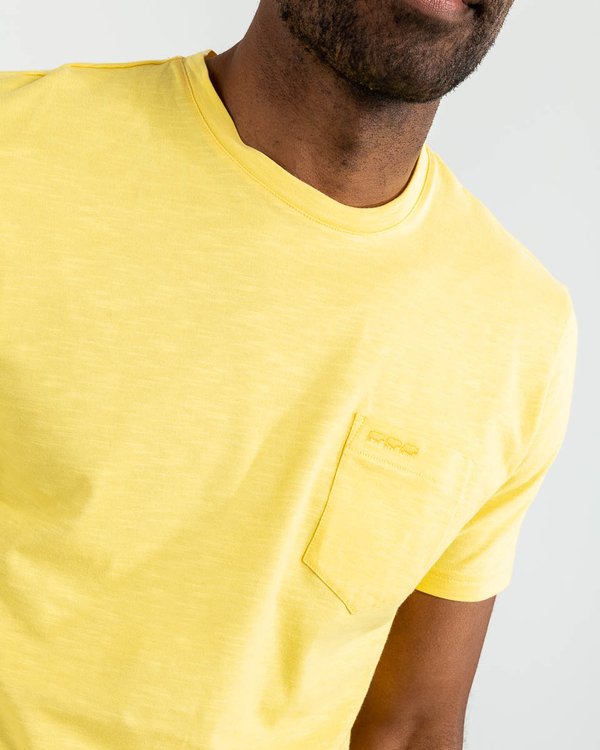 T-shirt uni manches courtes poche poitrine en coton jaune