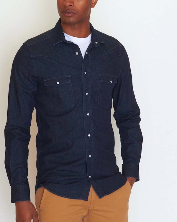 Chemise manches longues unie en jean modern fit Chemise manches longues unie en jean modern fit