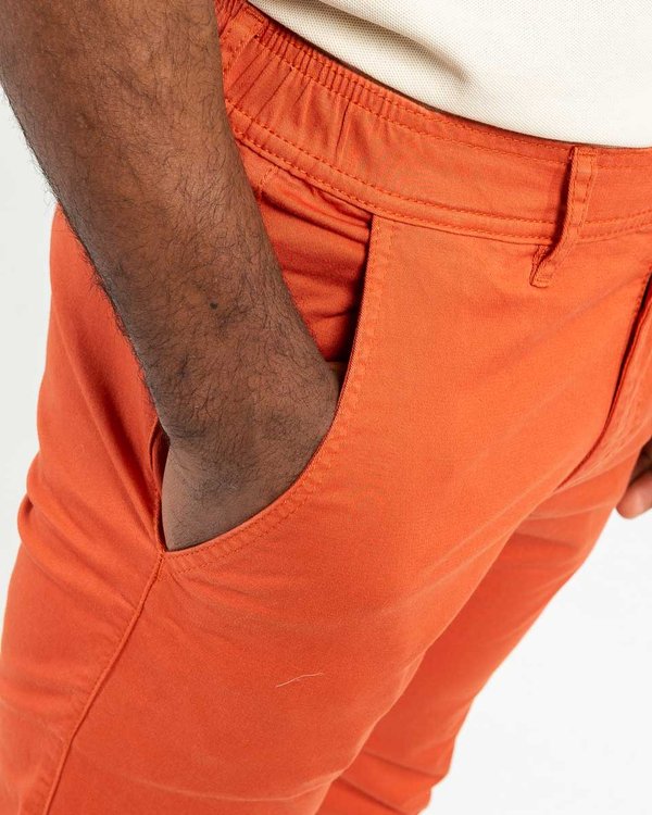 Pantalon chino Lucas uni taille élastique en coton marron Pantalon chino Lucas uni taille élastique en coton marron
