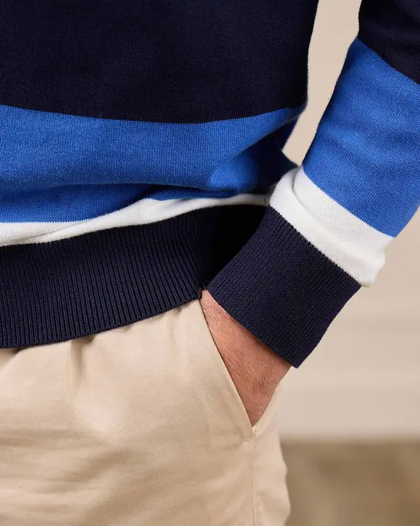 Pull rugby rayé bleu