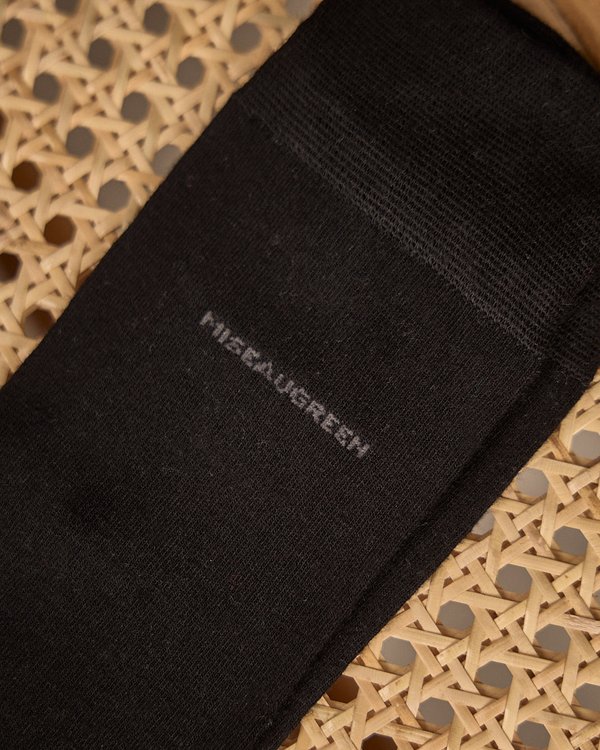 Chaussettes unies en bambou noir Chaussettes unies en bambou noir
