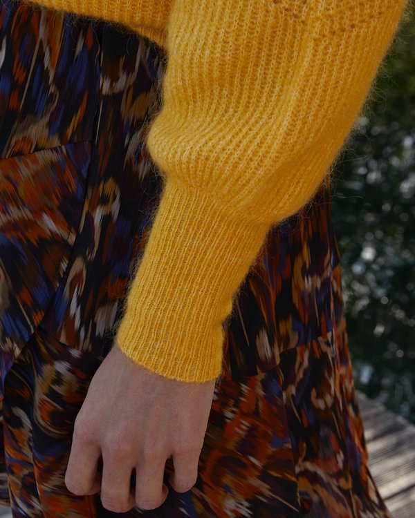 Pull col rond uni maille ajourée laine mohair jaune Pull col rond uni maille ajourée laine mohair jaune