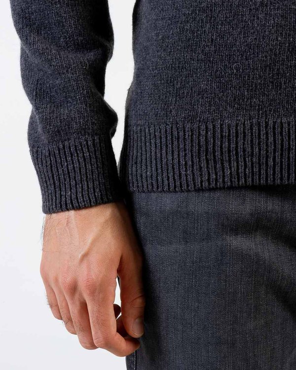 Pull à col rond tricoté manches longues en laine mérinos gris