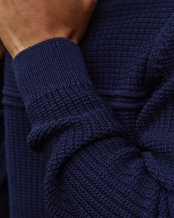 Pull jacquard à manches longues 50% Mérinos bleu Pull jacquard à manches longues 50% Mérinos bleu