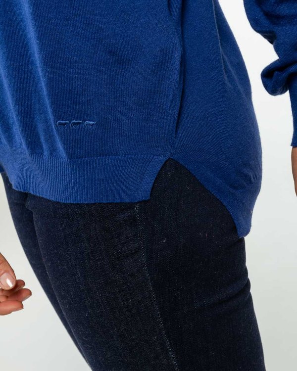 Pull uni col V en coton et lin bleu Pull uni col V en coton et lin bleu