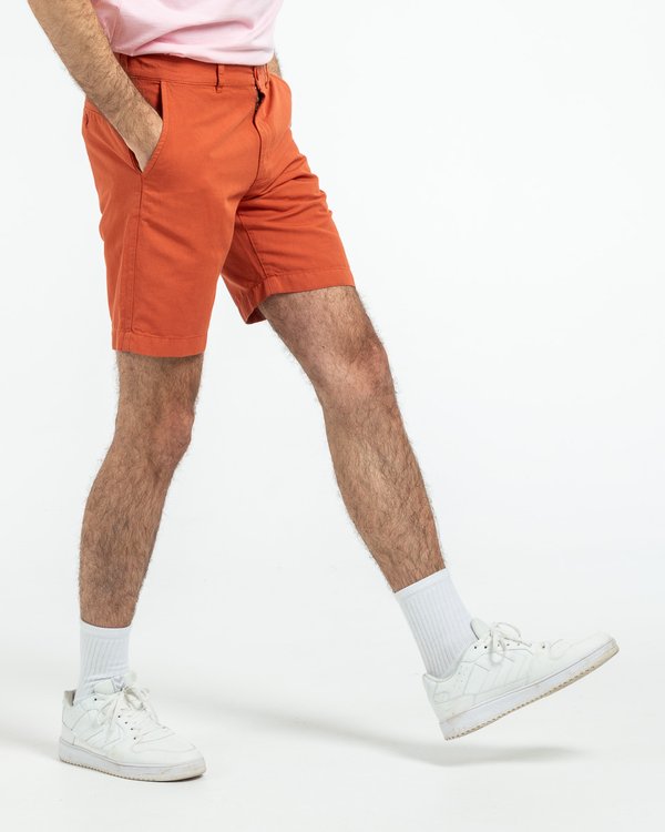 Bermuda coupe chino uni en coton et lin marron