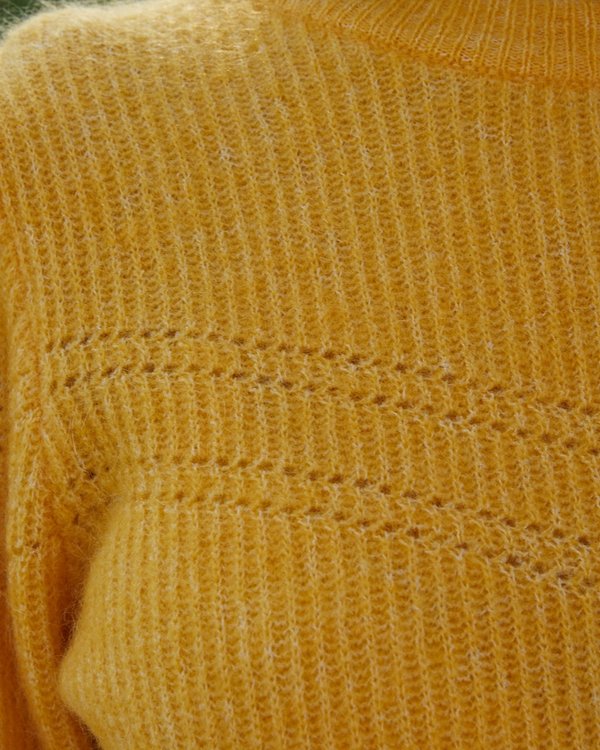 Pull col rond uni maille ajourée laine mohair jaune Pull col rond uni maille ajourée laine mohair jaune