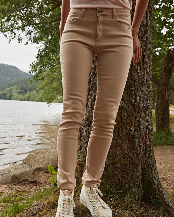 Jean slim Louise 5 poches uni beige Jean slim Louise 5 poches uni beige