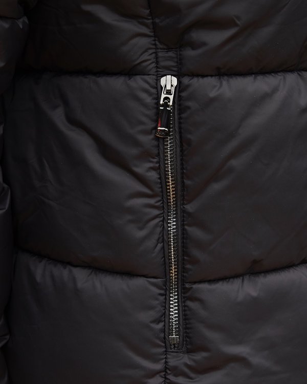 Doudoune courte matelassée unie en nylon recyclé noir