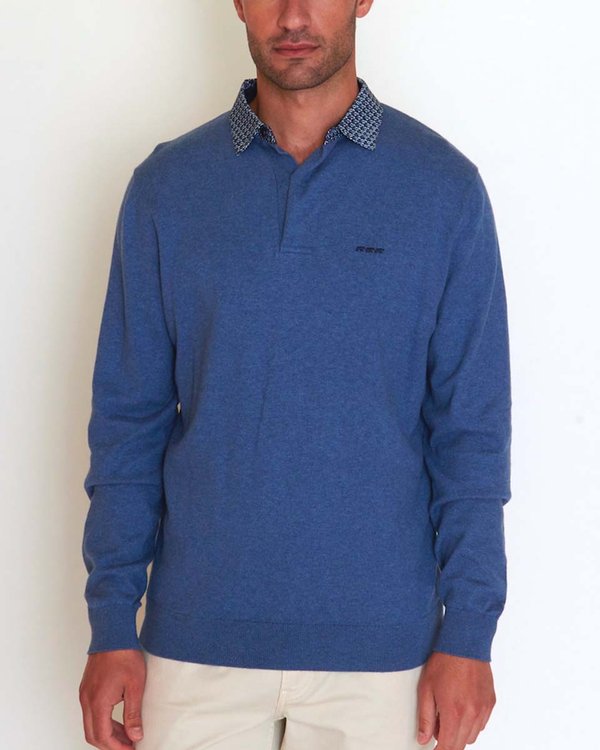 Pull uni avec col chemise imprimé broderie trois vaches en coton bleu Pull uni avec col chemise imprimé broderie trois vaches en coton bleu
