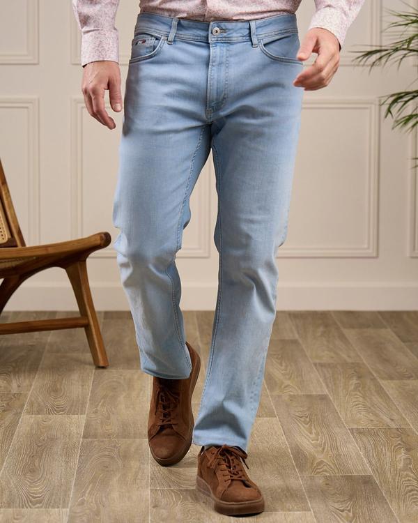 Jean coupe ajustée bleu