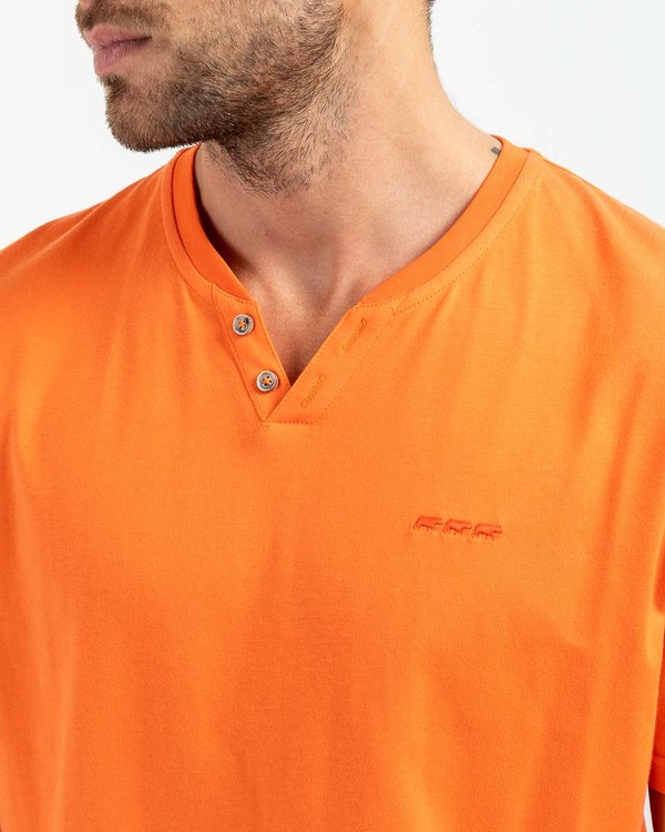 T-shirt uni col V boutonné regular fit en coton bleu