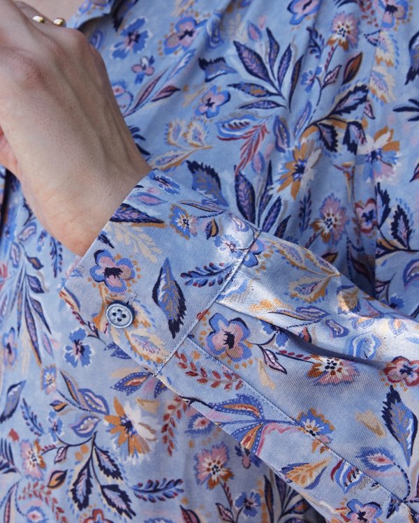 Chemisier imprimé exclusif en cupro et viscose bleu Chemisier imprimé exclusif en cupro et viscose bleu