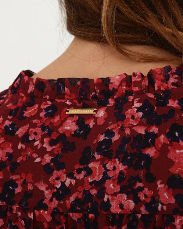 Blouse imprimée à fleurs manches ballons épaules smockées rouge Blouse imprimée à fleurs manches ballons épaules smockées rouge