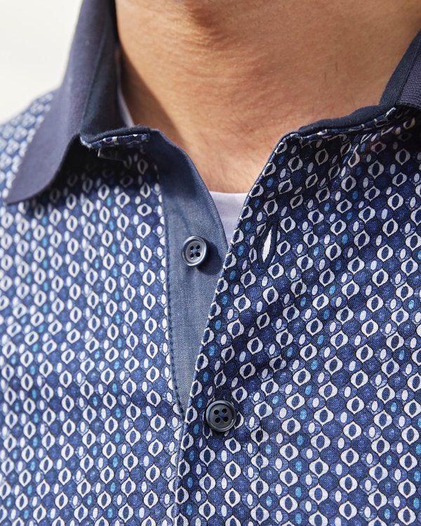 Polo manches courtes modern fit à micro motifs 100% coton bleu