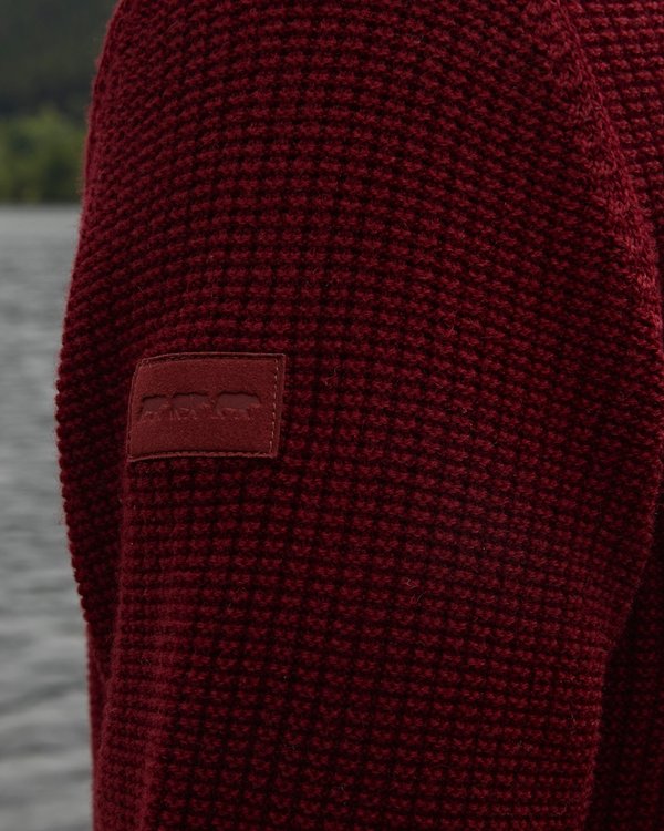 Pull jacquard à manches longues 50% Mérinos rouge Pull jacquard à manches longues 50% Mérinos rouge