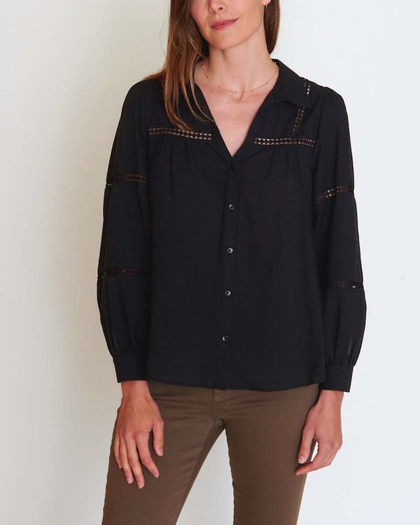 Chemisier en voile de coton insert dentelle en coton noir Chemisier en voile de coton insert dentelle en coton noir