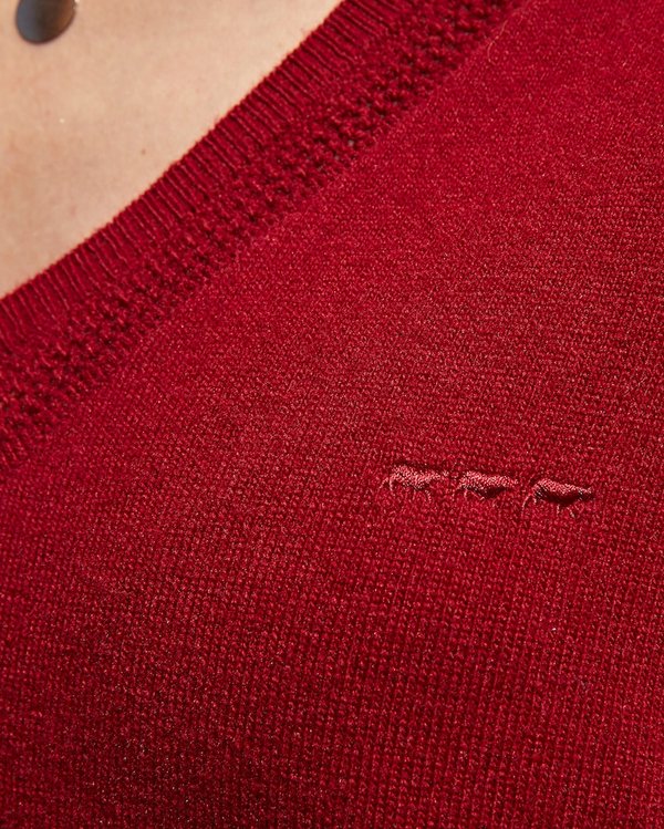 Pull uni col V manches longues 20% laine Mérinos rouge